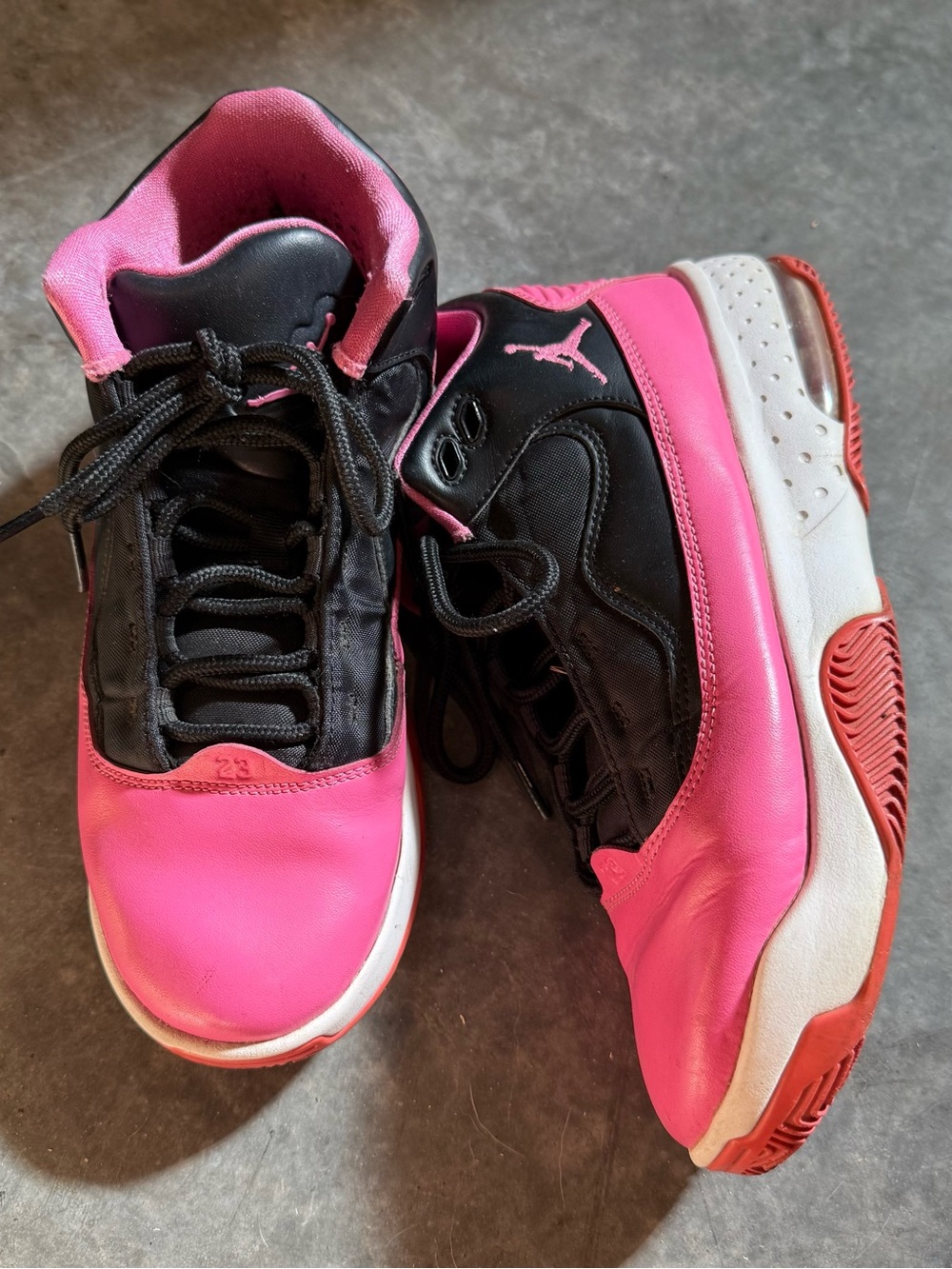 Jordan air max Pink and Black aura 2
